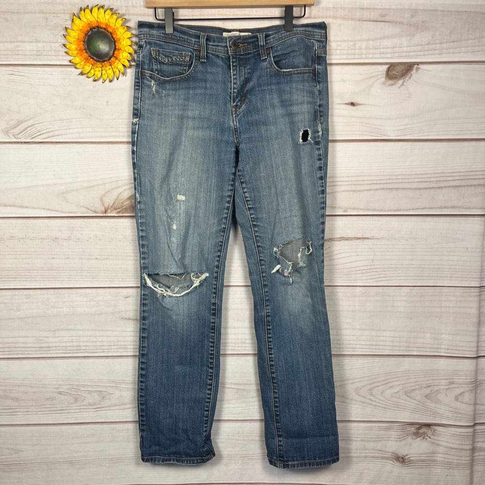 Levis 505 Straight Leg Jeans Womens 8 Medium Wash Distressed Ripped Denim
